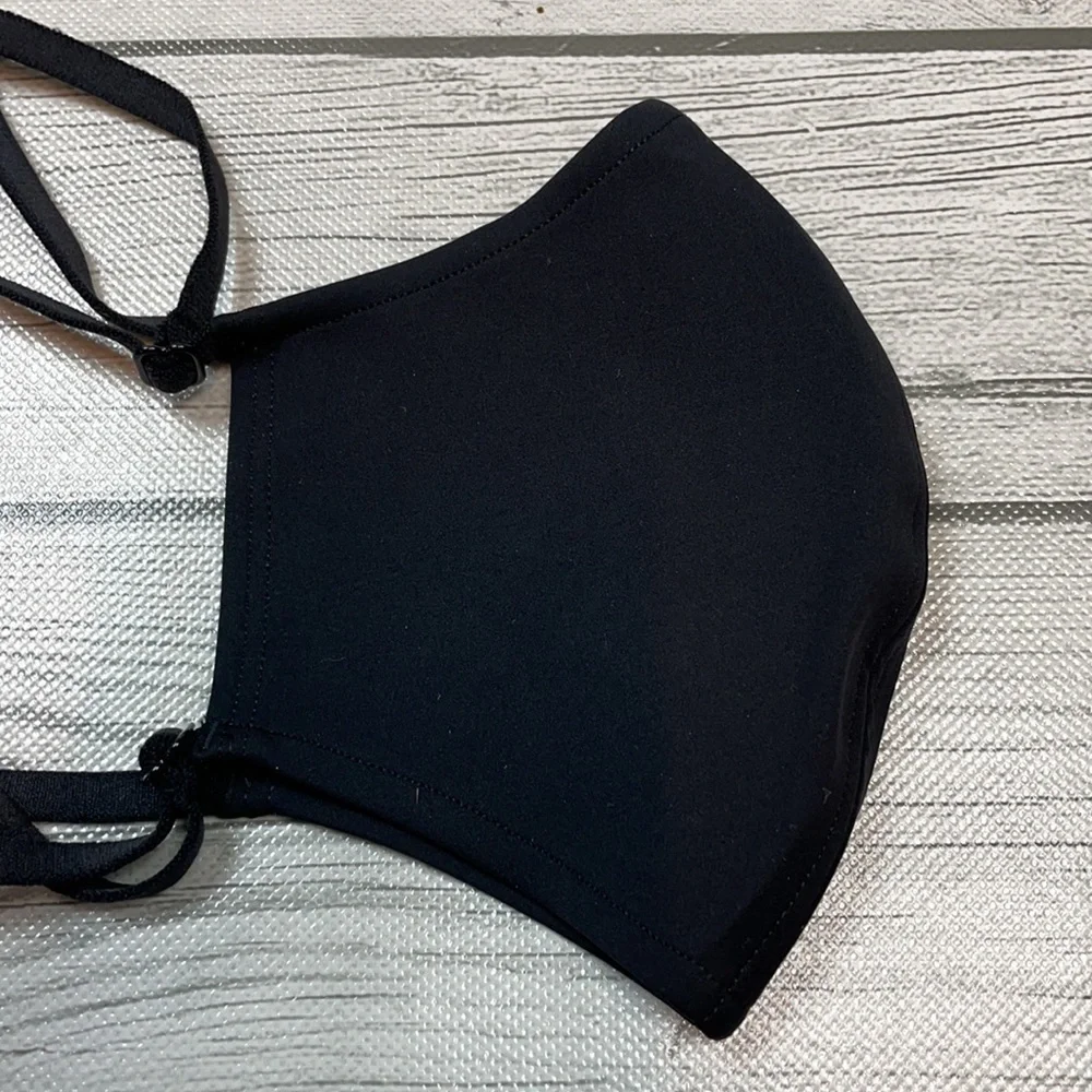 Lululemon Double Strap Face Mask